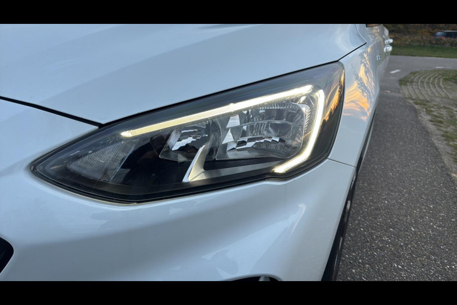 Ford FOCUS Wagon 1.0 EcoBoost Hybrid ST Line X Business TREKHAAK NIEUW STAAT CLIMAAT CONTROL CARPLAY
