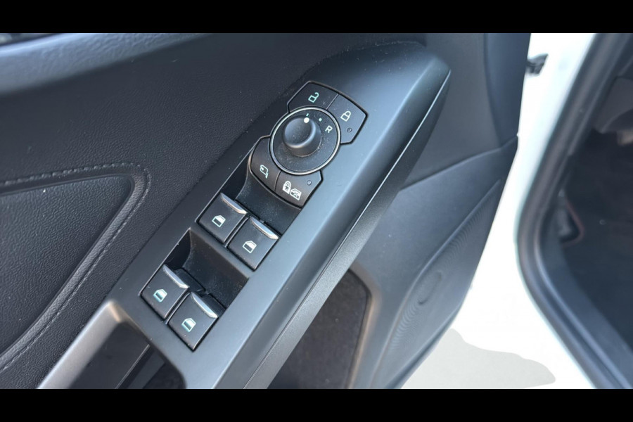 Ford FOCUS Wagon 1.0 EcoBoost Hybrid ST Line X Business TREKHAAK NIEUW STAAT CLIMAAT CONTROL CARPLAY