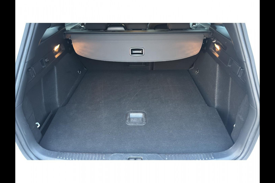 Ford FOCUS Wagon 1.0 EcoBoost Hybrid ST Line X Business TREKHAAK NIEUW STAAT CLIMAAT CONTROL CARPLAY