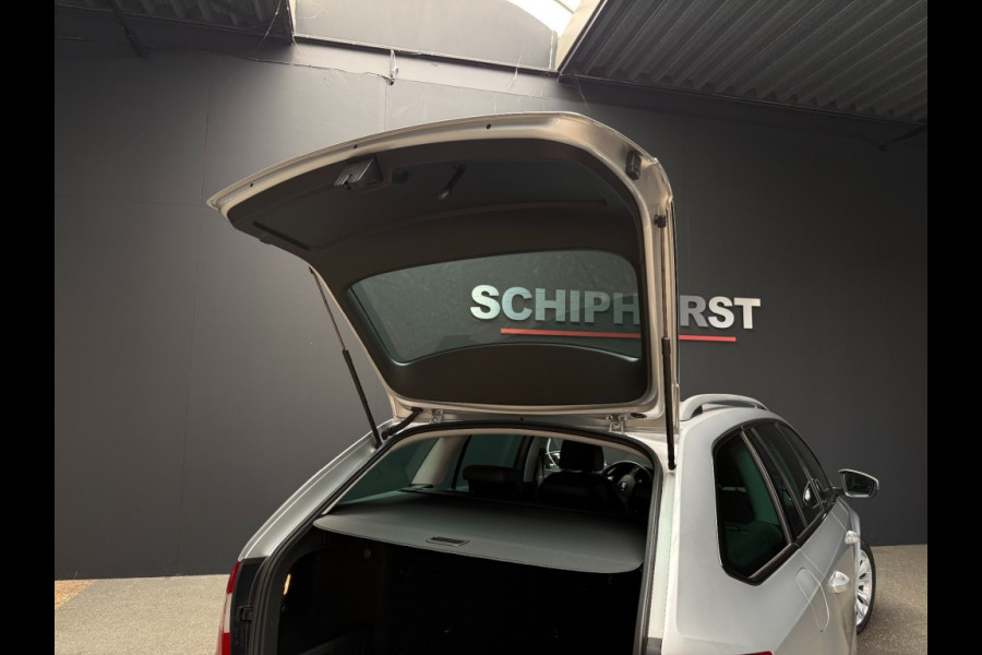 Škoda Octavia Combi 1.5 TSi 150 Pk Automaat Business Edition Climate Controle trekhaak Navigatie Stoelverwarming