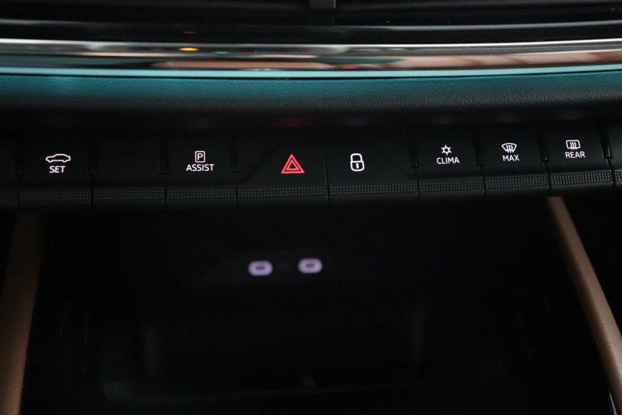 Škoda ENYAQ iV 60|Warmtepomp|Leer|Stoelverwarming|Trekhaak|SOH 92%|