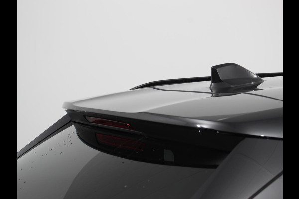 Peugeot 2008 1.2 PureTech 130pk Automaat GT | Climate Control | Camera Achter | Navigatie | Apple Carplay / Android auto | Digitale Cockpit | Velgen 17 inch