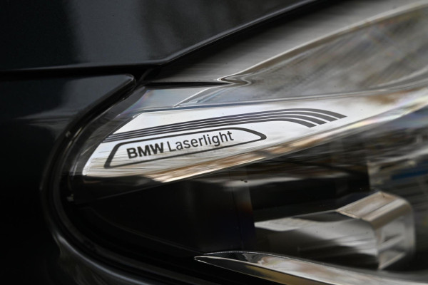 BMW 7 Serie 740e M Sport - 360 Camera - Massage - El. Achterbank - Laser Koplampen - Adaptive Cruise Control - Soft-Close