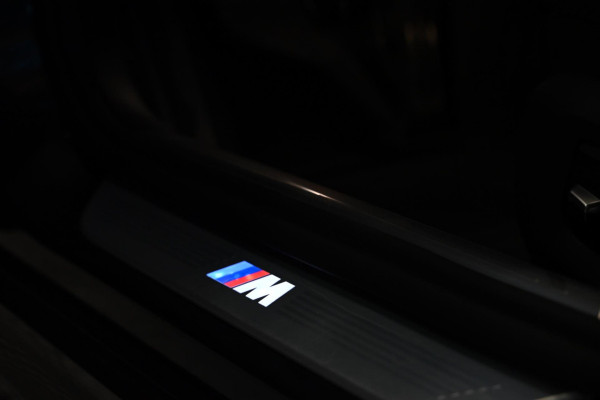 BMW 7 Serie 740e M Sport - 360 Camera - Massage - El. Achterbank - Laser Koplampen - Adaptive Cruise Control - Soft-Close