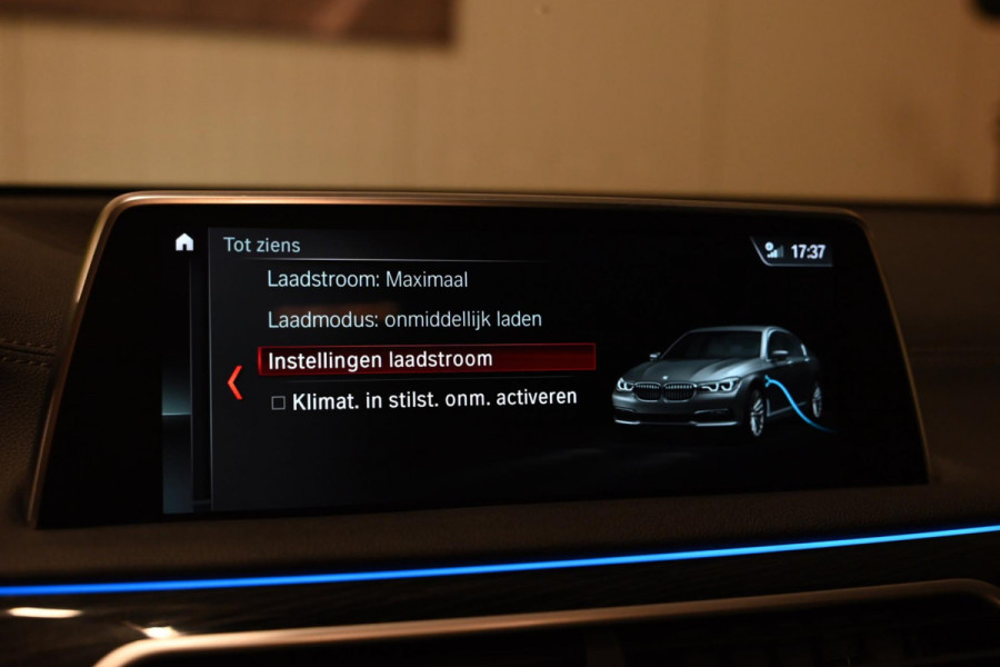 BMW 7 Serie 740e M Sport - 360 Camera - Massage - El. Achterbank - Laser Koplampen - Adaptive Cruise Control - Soft-Close