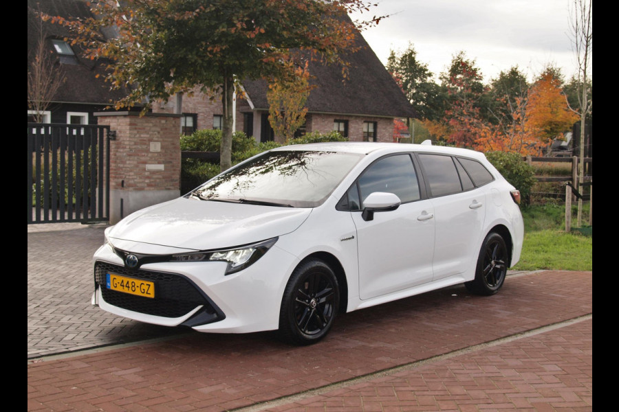 Toyota Corolla Touring Sports 1.8 Hybrid | Camera | Apple Carplay | Cruise Control | Navi |