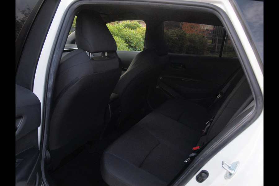 Toyota Corolla Touring Sports 1.8 Hybrid | Camera | Apple Carplay | Cruise Control | Navi |