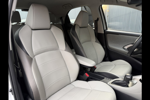 Toyota Yaris 1.5 Hybrid Executive | Creme LEER | JBL | BSM | Head-up | Rijklaar!!