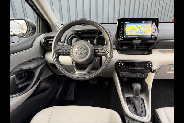 Toyota Yaris 1.5 Hybrid Executive | Creme LEER | JBL | BSM | Head-up | Rijklaar!!