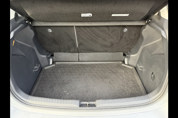 Toyota Yaris 1.5 Hybrid Executive | Creme LEER | JBL | BSM | Head-up | Rijklaar!!