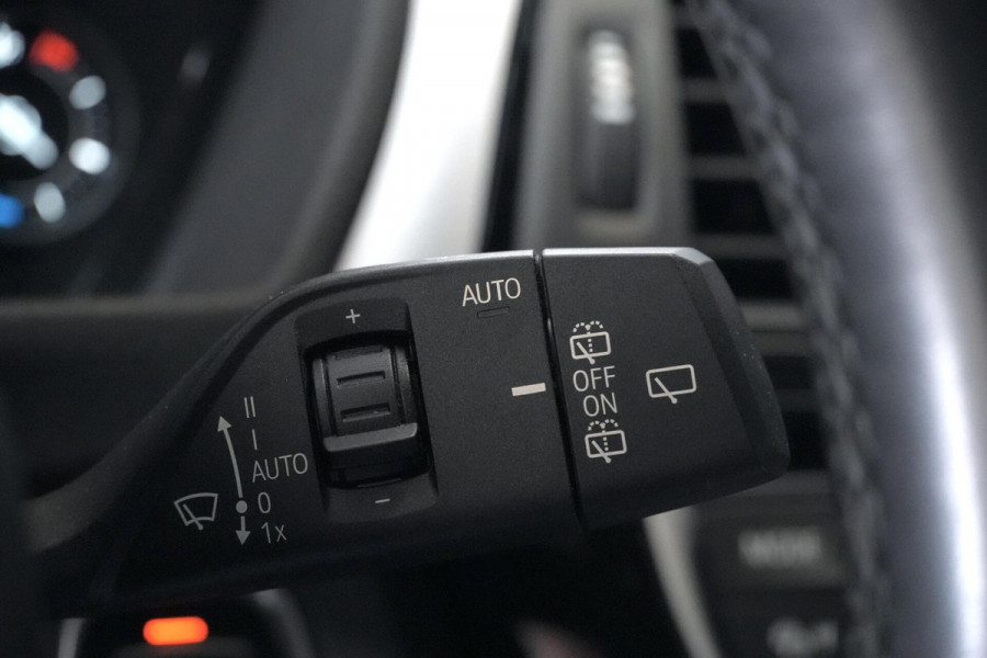 BMW 3 Serie Touring 320i M Sport High Executive Automaat 184 PK | CarPlay | Stoelverwarming | Leder | Cruise | Pdc | Led |