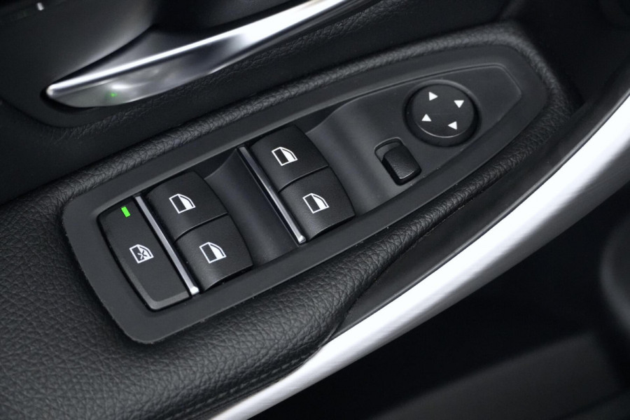BMW 3 Serie Touring 320i M Sport High Executive Automaat 184 PK | CarPlay | Stoelverwarming | Leder | Cruise | Pdc | Led |