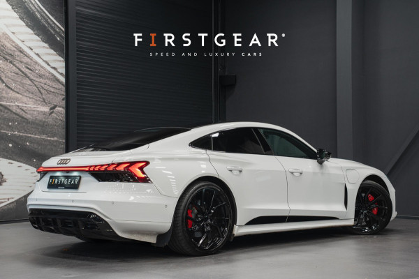 Audi e-tron GT GT 93 kWh *Luchtvering / BTW / Panorama / Warmtepomp / Surround-view / Keyless*