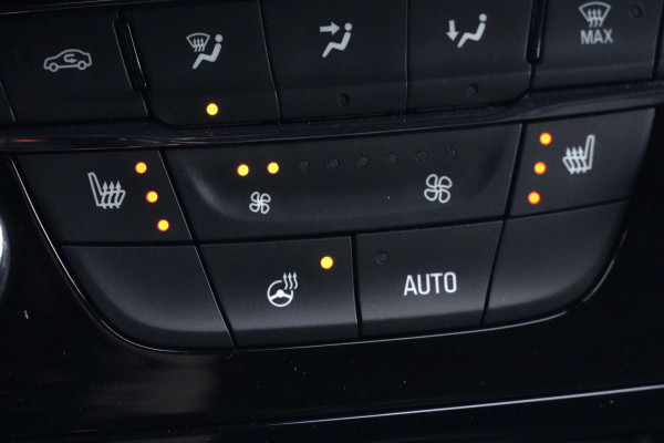 Opel Astra 1.4 Tubro GS Line Automaat 146 PK | CarPlay | Cruise | Stoel + Stuurverwarming | Camera | Pdc | Led |