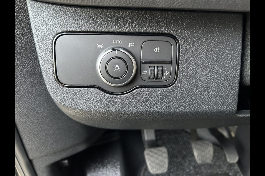 Mercedes-Benz Sprinter 317 CDI L2 H2 MBUX / Camera / Carplay navigatie / Airco