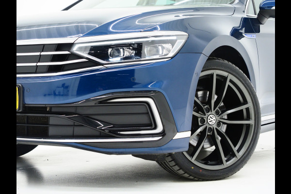 Volkswagen Passat Variant 1.4 TSI PHEV GTE R-Line | Panoramadak | Trekhaak | Massage | Adaptive Cruise | Camera | Carplay
