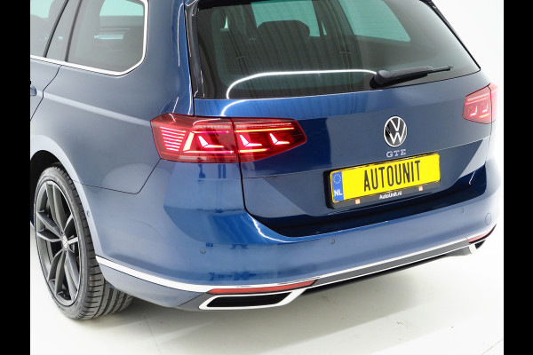 Volkswagen Passat Variant 1.4 TSI PHEV GTE R-Line | Panoramadak | Trekhaak | Massage | Adaptive Cruise | Camera | Carplay