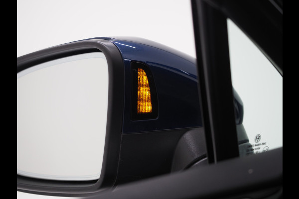 Volkswagen Passat Variant 1.4 TSI PHEV GTE R-Line | Panoramadak | Trekhaak | Massage | Adaptive Cruise | Camera | Carplay