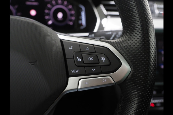 Volkswagen Passat Variant 1.4 TSI PHEV GTE R-Line | Panoramadak | Trekhaak | Massage | Adaptive Cruise | Camera | Carplay