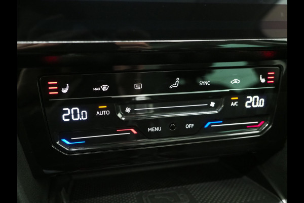 Volkswagen Passat Variant 1.4 TSI PHEV GTE R-Line | Panoramadak | Trekhaak | Massage | Adaptive Cruise | Camera | Carplay