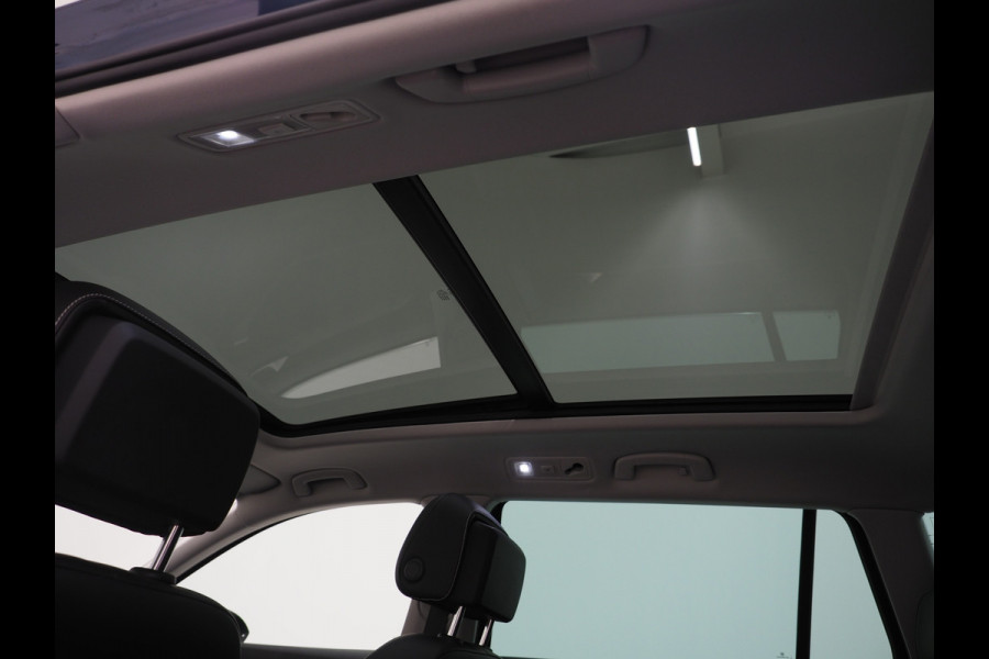 Volkswagen Passat Variant 1.4 TSI PHEV GTE R-Line | Panoramadak | Trekhaak | Massage | Adaptive Cruise | Camera | Carplay