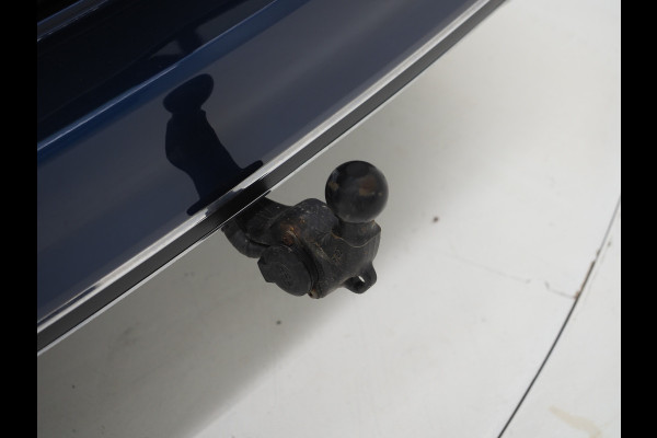 Volkswagen Passat Variant 1.4 TSI PHEV GTE R-Line | Panoramadak | Trekhaak | Massage | Adaptive Cruise | Camera | Carplay