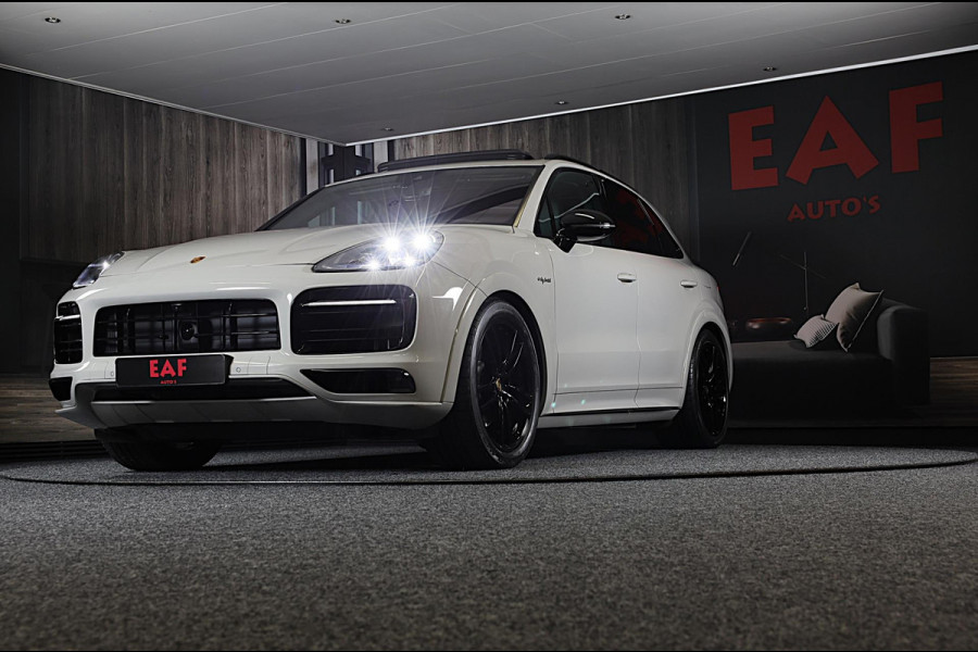 Porsche Cayenne 3.0 E-Hybrid / Softclose / Head Up / Leder / Pano / Memory / Bose / 360 Camera / 21 Inch