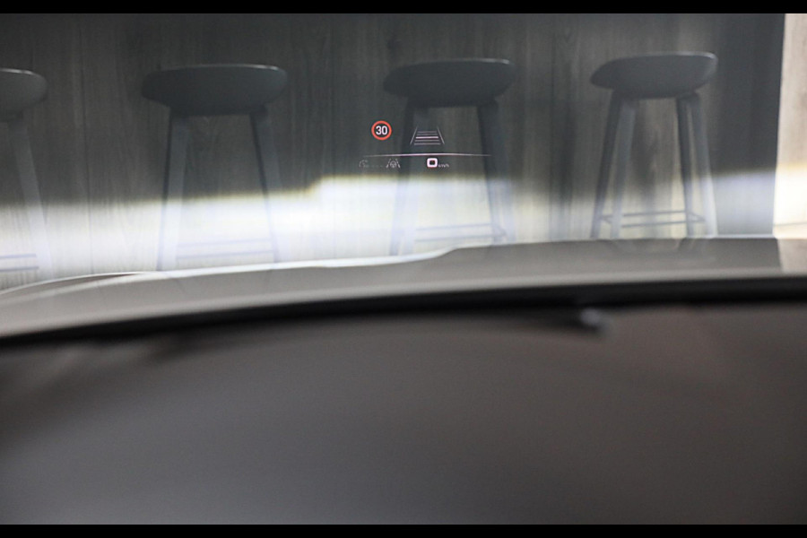 Porsche Cayenne 3.0 E-Hybrid / Softclose / Head Up / Leder / Pano / Memory / Bose / 360 Camera / 21 Inch