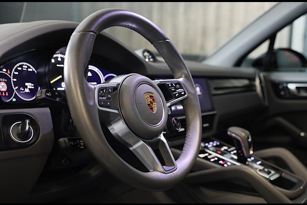 Porsche Cayenne 3.0 E-Hybrid / Softclose / Head Up / Leder / Pano / Memory / Bose / 360 Camera / 21 Inch