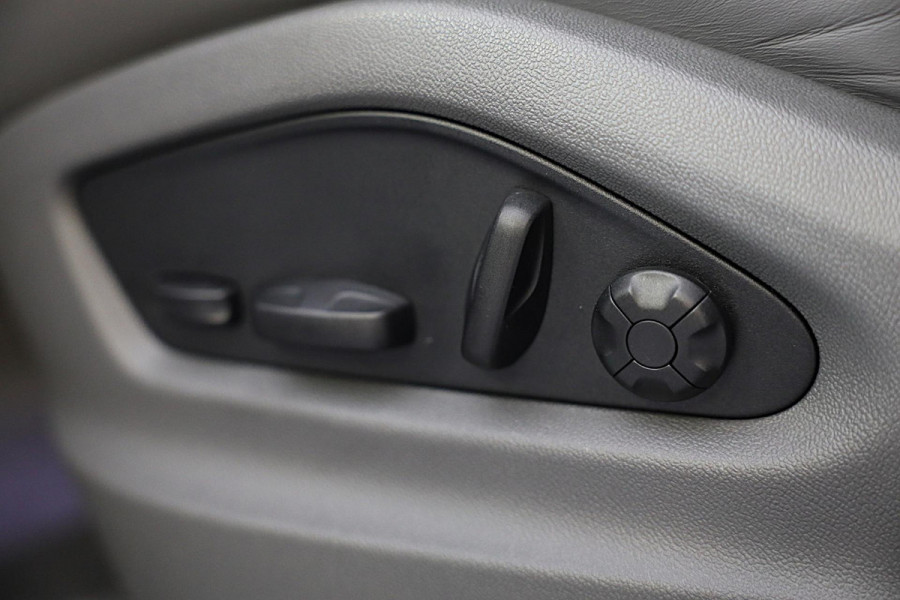 Porsche Cayenne 3.0 E-Hybrid / Softclose / Head Up / Leder / Pano / Memory / Bose / 360 Camera / 21 Inch