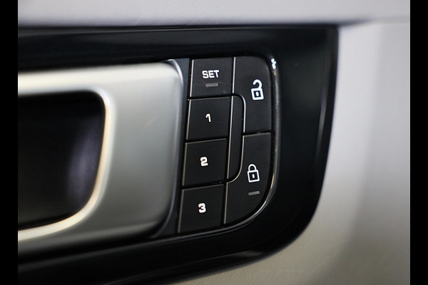 Porsche Cayenne 3.0 E-Hybrid / Softclose / Head Up / Leder / Pano / Memory / Bose / 360 Camera / 21 Inch