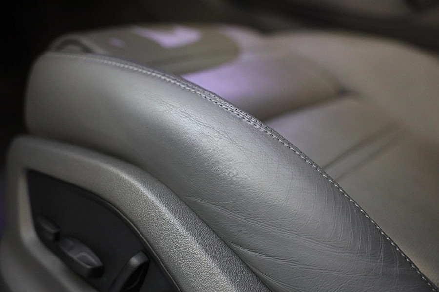 Porsche Cayenne 3.0 E-Hybrid / Softclose / Head Up / Leder / Pano / Memory / Bose / 360 Camera / 21 Inch