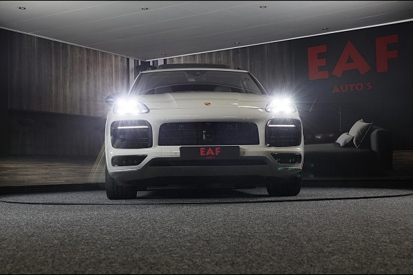 Porsche Cayenne 3.0 E-Hybrid / Softclose / Head Up / Leder / Pano / Memory / Bose / 360 Camera / 21 Inch