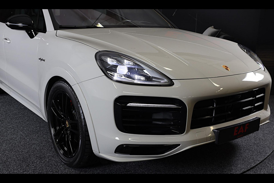 Porsche Cayenne 3.0 E-Hybrid / Softclose / Head Up / Leder / Pano / Memory / Bose / 360 Camera / 21 Inch