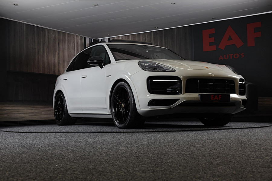 Porsche Cayenne 3.0 E-Hybrid / Softclose / Head Up / Leder / Pano / Memory / Bose / 360 Camera / 21 Inch