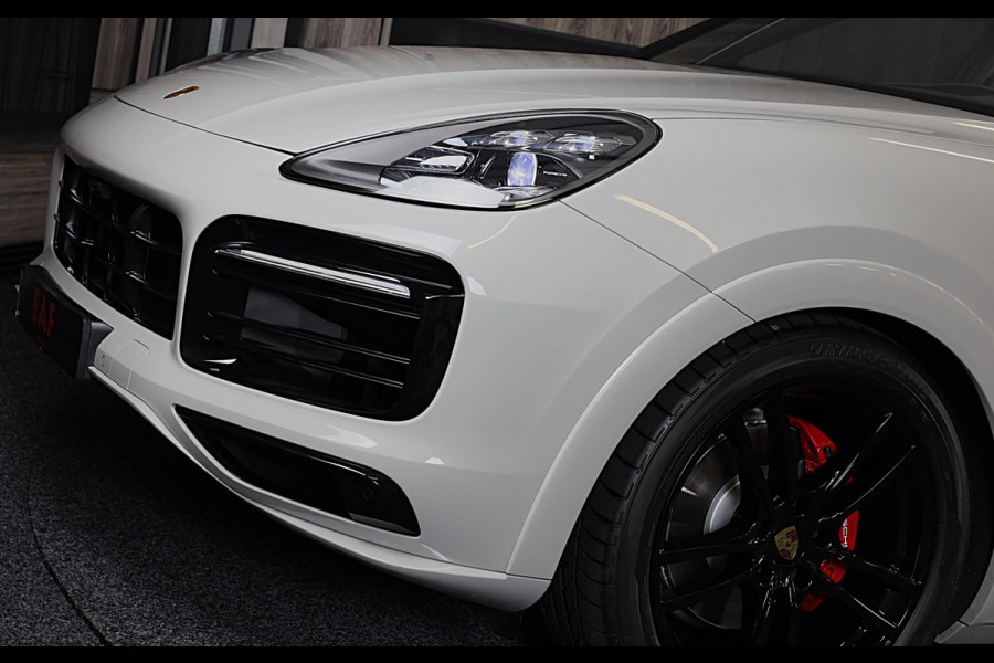 Porsche Cayenne 3.0 E-Hybrid / Softclose / Head Up / Leder / Pano / Memory / Bose / 360 Camera / 21 Inch