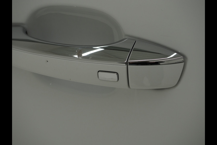 MG EHS 1.5 TGDI Luxury | Panoramadak | Adaptive Cruise | Sportstoelen | 360 | Keyless | Carplay