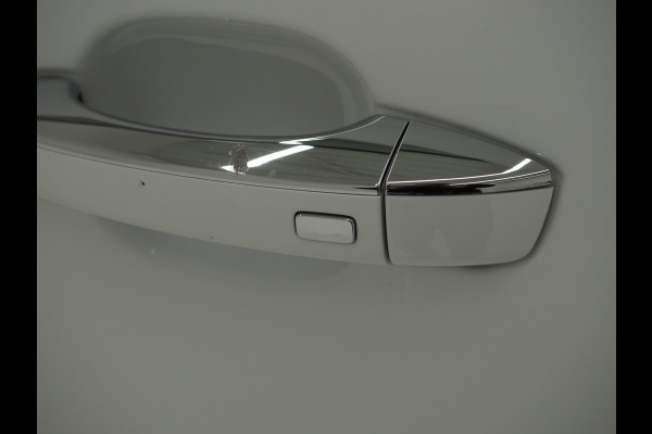 MG EHS 1.5 TGDI Luxury | Panoramadak | Adaptive Cruise | Sportstoelen | 360 | Keyless | Carplay