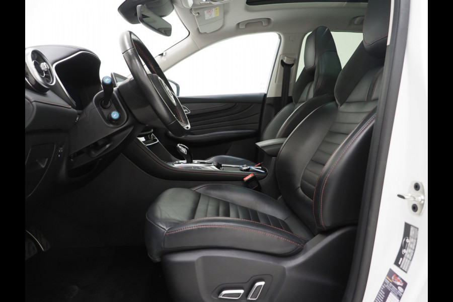 MG EHS 1.5 TGDI Luxury | Panoramadak | Adaptive Cruise | Sportstoelen | 360 | Keyless | Carplay