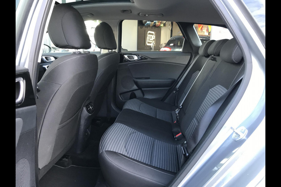Kia Ceed Sportswagon 1.5 ExecutiveLine Automaat 7 JAAR GARANTIE