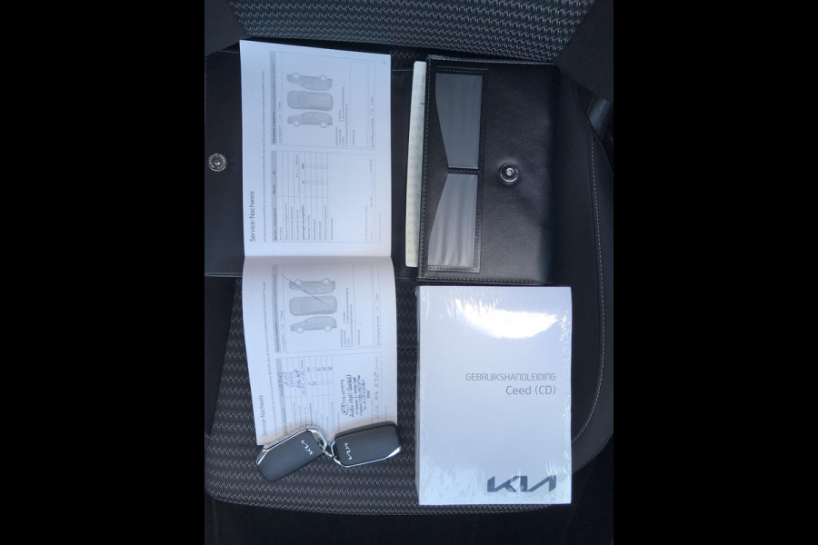 Kia Ceed Sportswagon 1.5 ExecutiveLine Automaat 7 JAAR GARANTIE