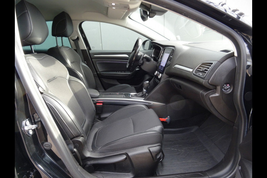 Renault MEGANE Estate 1.3 TCe Intens * CARPLAY * BOSE * HEAD-UP !!