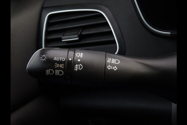 Renault MEGANE Estate 1.3 TCe Intens * CARPLAY * BOSE * HEAD-UP !!