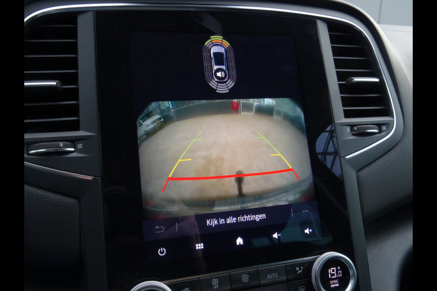 Renault MEGANE Estate 1.3 TCe Intens * CARPLAY * BOSE * HEAD-UP !!