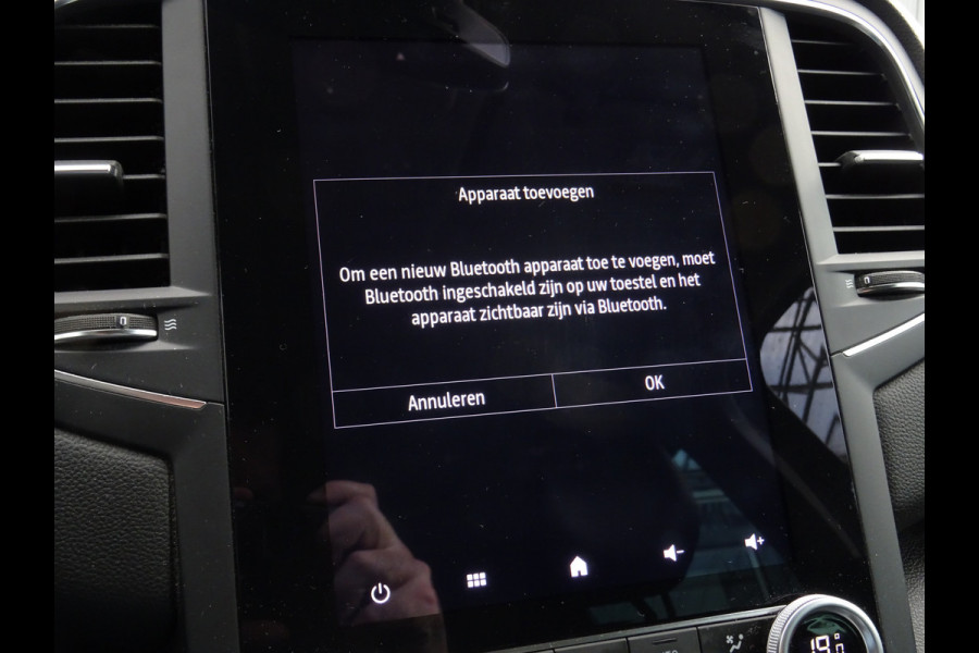 Renault MEGANE Estate 1.3 TCe Intens * CARPLAY * BOSE * HEAD-UP !!