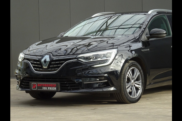 Renault MEGANE Estate 1.3 TCe Intens * CARPLAY * BOSE * HEAD-UP !!