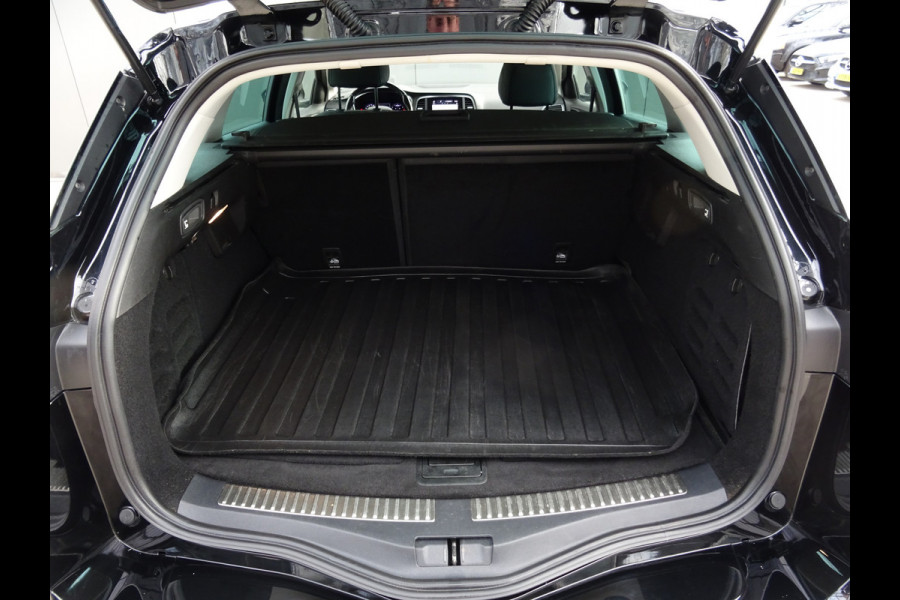 Renault MEGANE Estate 1.3 TCe Intens * CARPLAY * BOSE * HEAD-UP !!