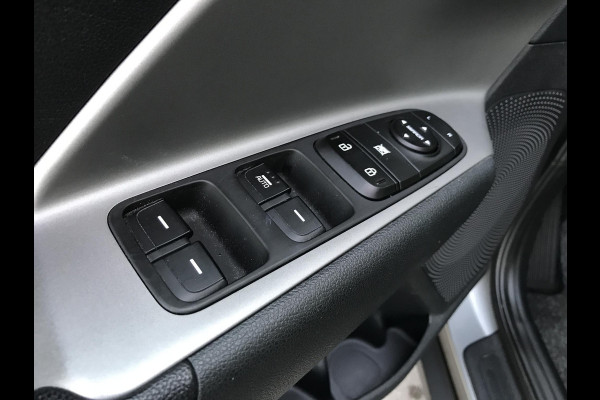 Kia Niro 1.6 Hybrid DynamicLine Trekhaak 7 JAAR GARANTIE