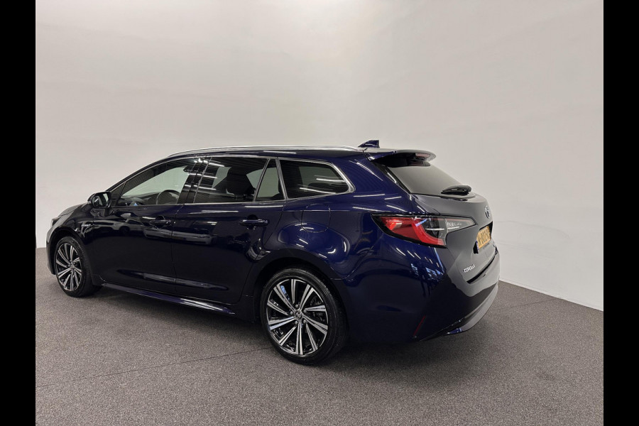 Toyota Corolla Touring Sports 1.8 Hybrid Dynamic Airco ECC Carplay Navi 17" LM Velgen Adaptive Cruise Control Stoelverwarming PDC VA+ Camera