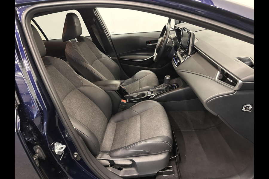 Toyota Corolla Touring Sports 1.8 Hybrid Dynamic Airco ECC Carplay Navi 17" LM Velgen Adaptive Cruise Control Stoelverwarming PDC VA+ Camera